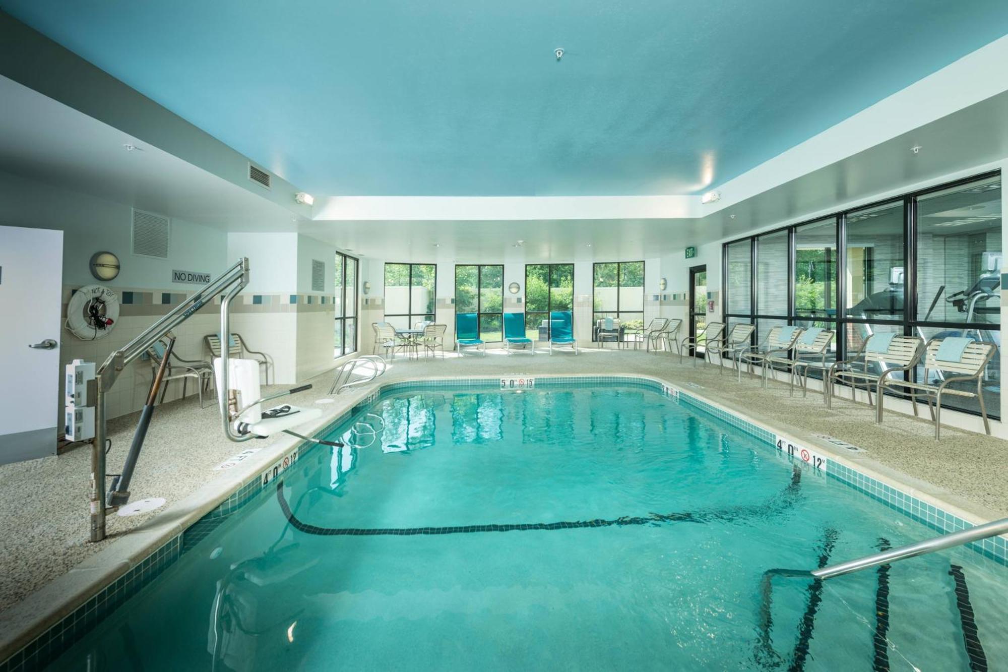 Courtyard Bangor Hotell Eksteriør bilde