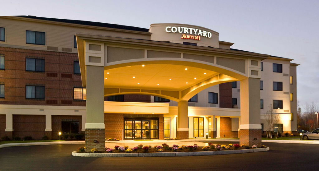 Courtyard Bangor Hotell Eksteriør bilde